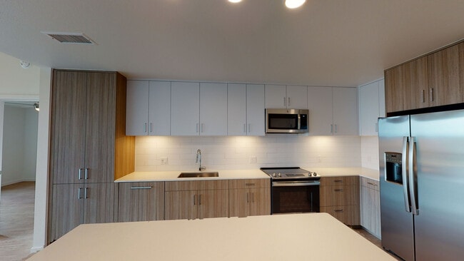 Interior Photo - Cirrus