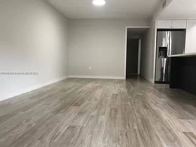 Foto del edificio - 8133 SW 82nd Ct