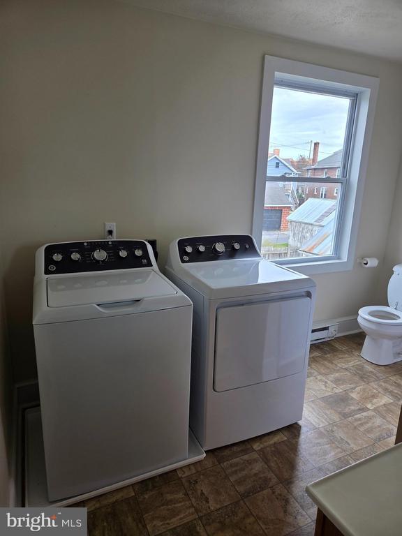 Foto del edificio - 729 E Washington St