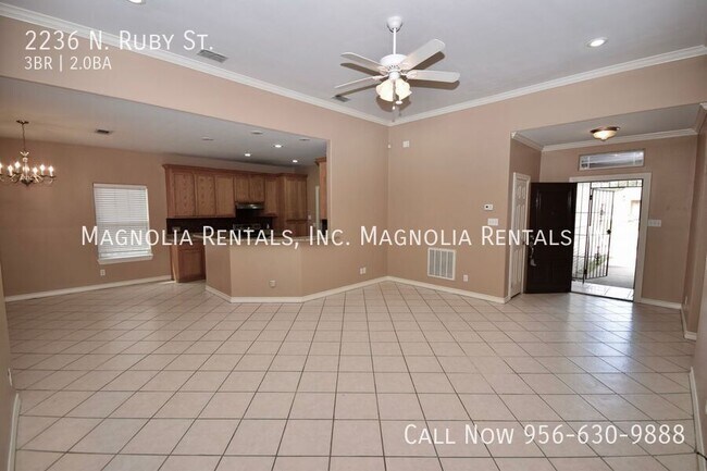 Foto del edificio - 2236 N Ruby St