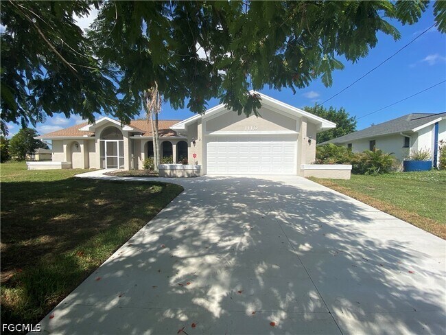 Building Photo - 1110 SW 15th Ave
