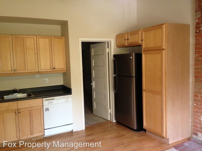 Building Photo - 1334 N Downing St