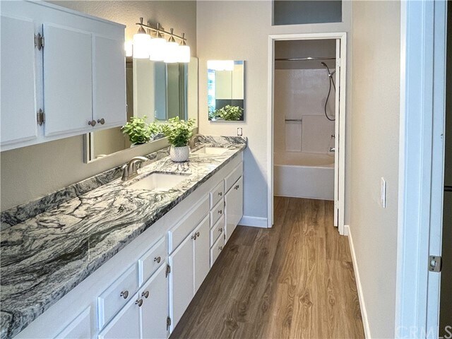 Foto del edificio - 19 Escarlata