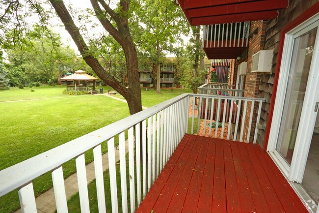 Foto del edificio - Woodside Village