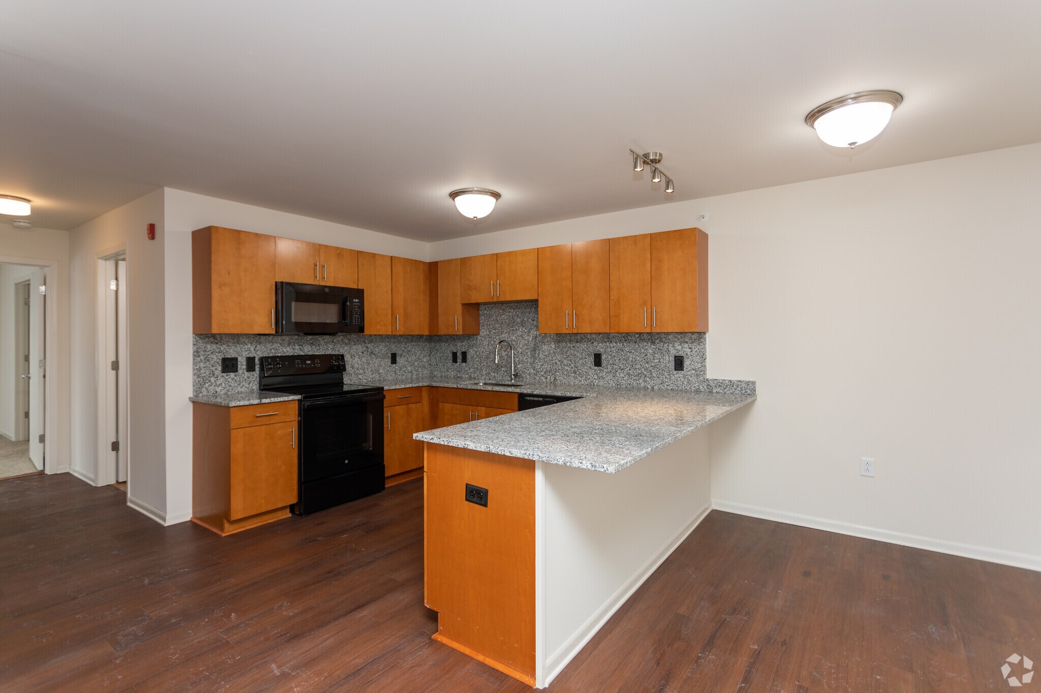 Steedman Apartments – photo 2