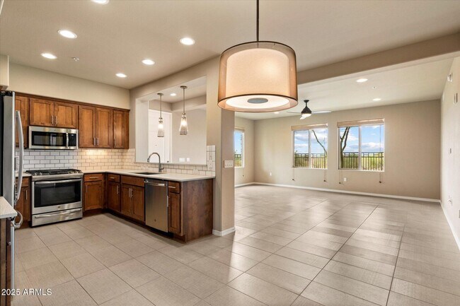 Foto del edificio - 17850 N 68th St