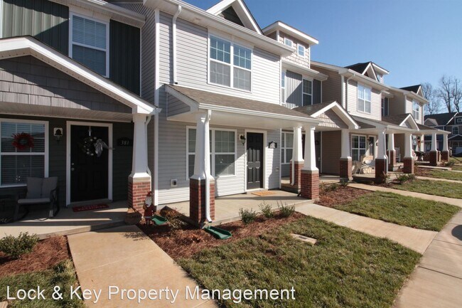 Foto del edificio - 2 br, 2.5 bath House - 383 Sam Houston Cir