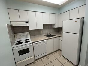 Building Photo - 4990 McGeer St