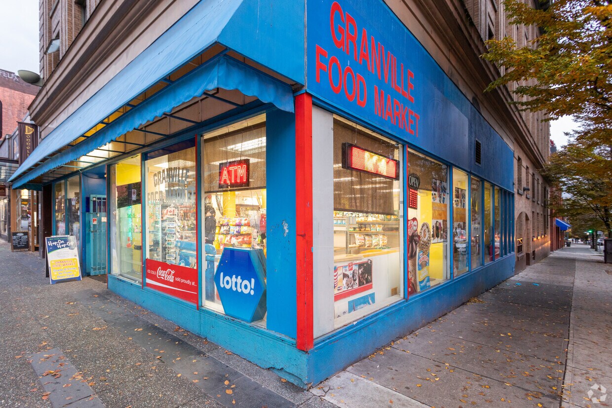Retail - 1090 Granville St