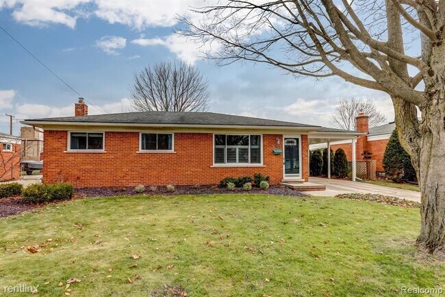 Foto del edificio - 3 br, 1 bath House - 1165 Fairground St