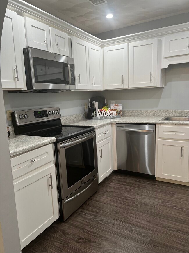 Cocina - 1068 Cassidy Ln