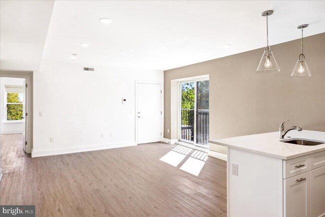 Foto del edificio - 812 E Willow Grove Ave
