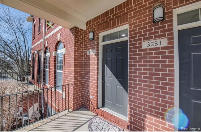 Foto del edificio - 3285 Newbury Pl