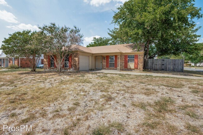 Foto del edificio - 3 br, 2 bath House - 3917 Springside Dr.