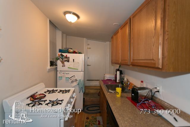 Building Photo - 837 1/2 W Cornelia Ave