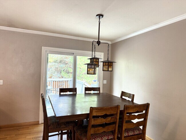 Building Photo - Great location in Park Meadows