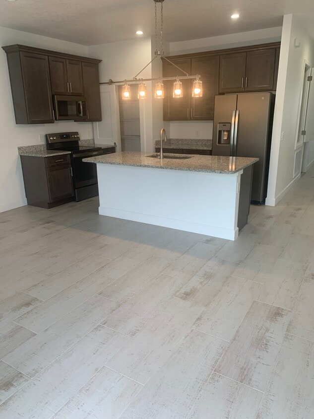 359 Weimar Way, Casselberry, FL 32707 Townhome Rentals in Casselberry