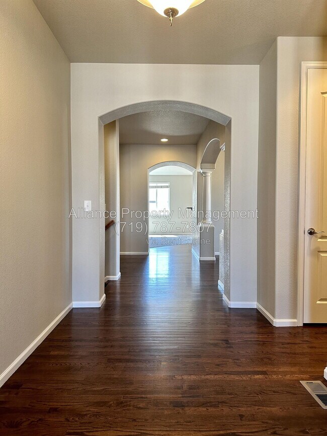 Foto del edificio - 2075 Bobcat Valley Ct