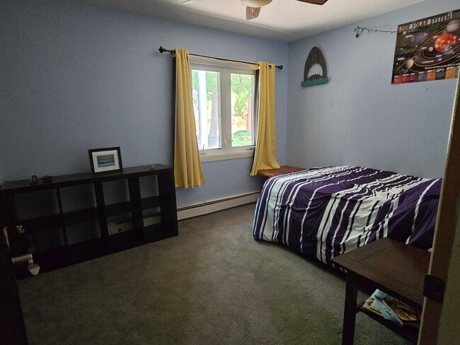 Building Photo - Furnished 3-Bedroom + Office Ranch Home wi...