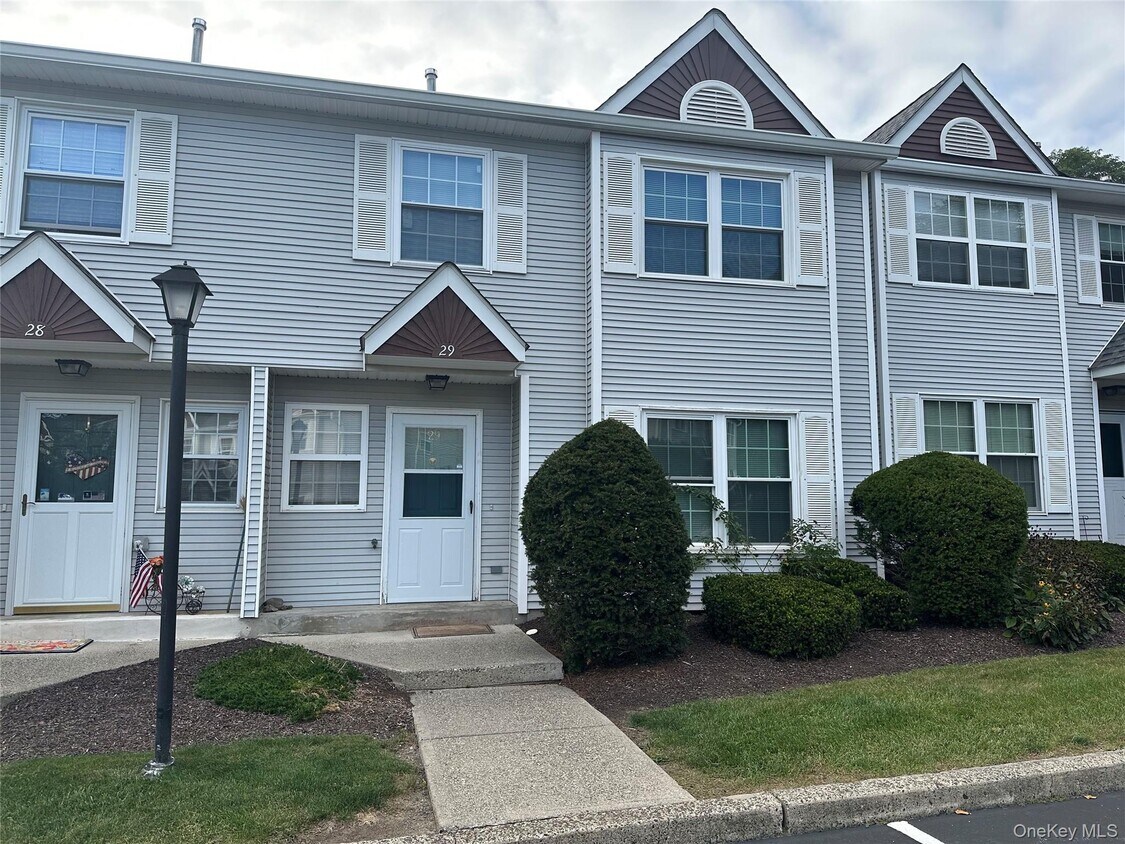 Foto principal - 256 Quassaick Ave