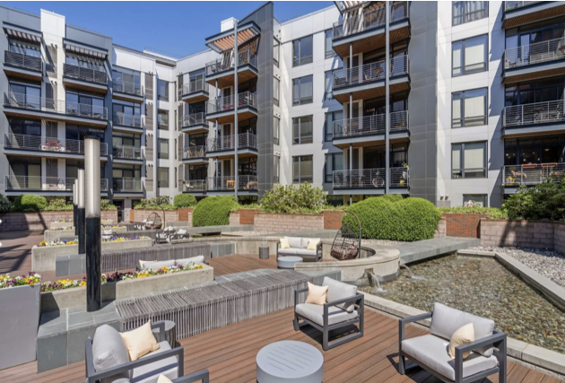 Foto del edificio - 3462 14th St NW