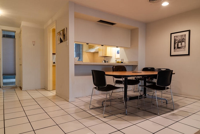 Building Photo - 600 Alcalde Pl SW