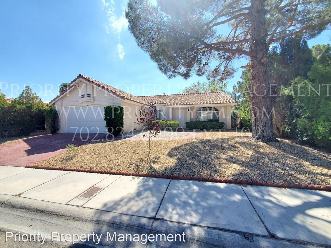 Primary Photo - 4 br, 2 bath House - 9413 Crown Vista Ln