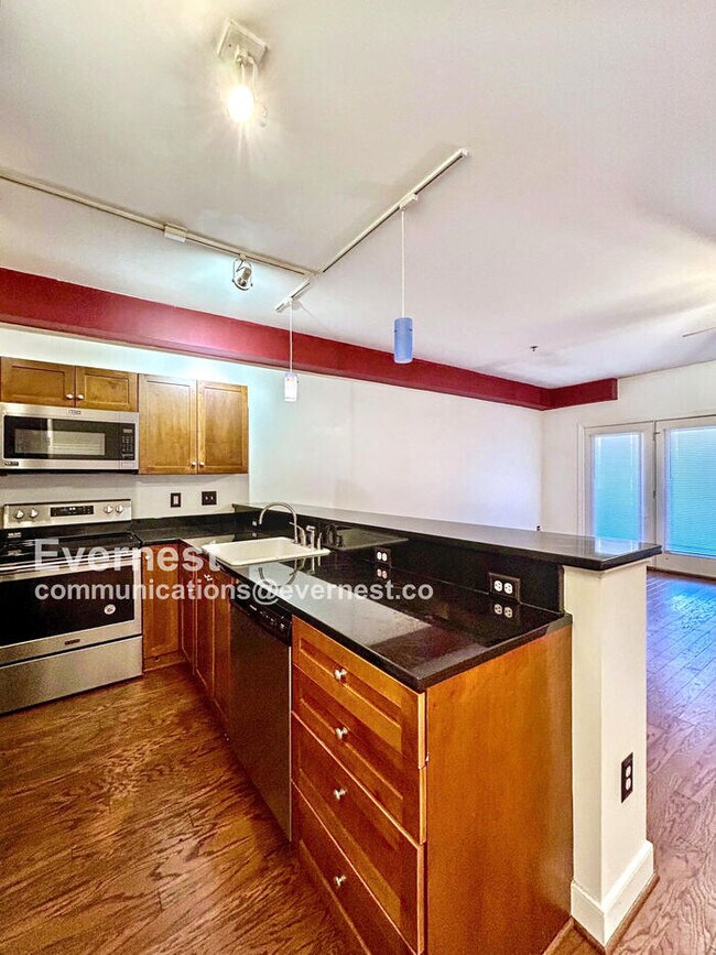 Foto del edificio - 215 N 19th St