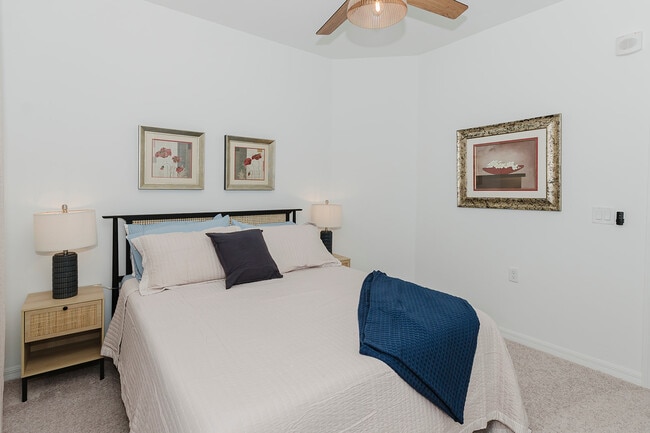 Building Photo - 5651 Double Eagle Cir