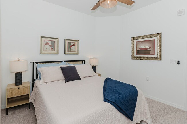 Foto del edificio - 5651 Double Eagle Cir