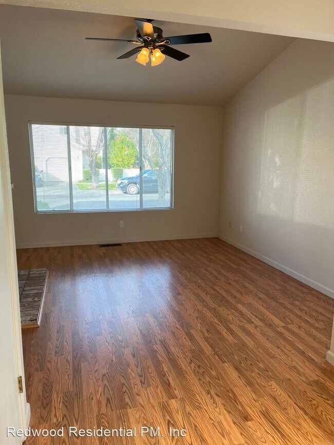 Building Photo - 3 br, 3 bath House - 2347 Morningside Circle