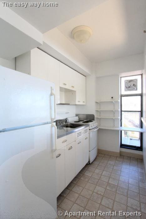 Photo - 100 Memorial Dr Apartment