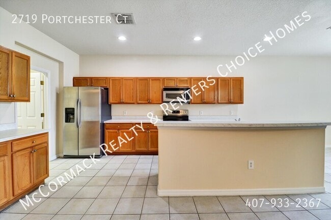 Building Photo - 2719 Portchester Ct