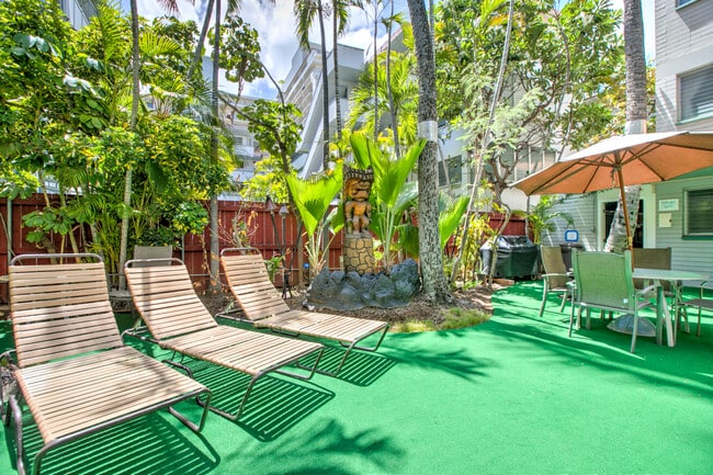 Building Photo - 417 Nohonani St