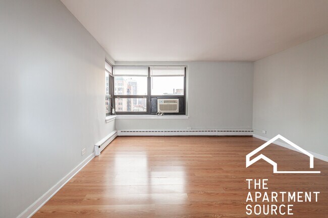 Foto del edificio - 445 W Wellington Ave