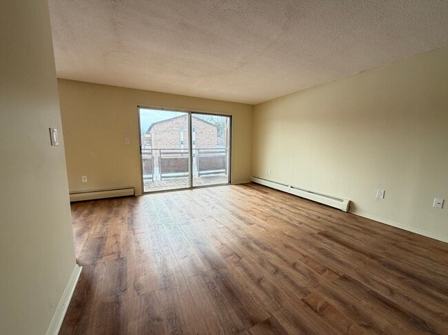 Foto del edificio - 45 Jefferson Rd