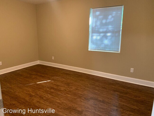 Building Photo - 4 br, 2 bath House - 3818 Crane Drive NE