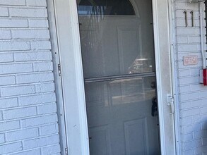 Building Photo - 2353 Shelley St