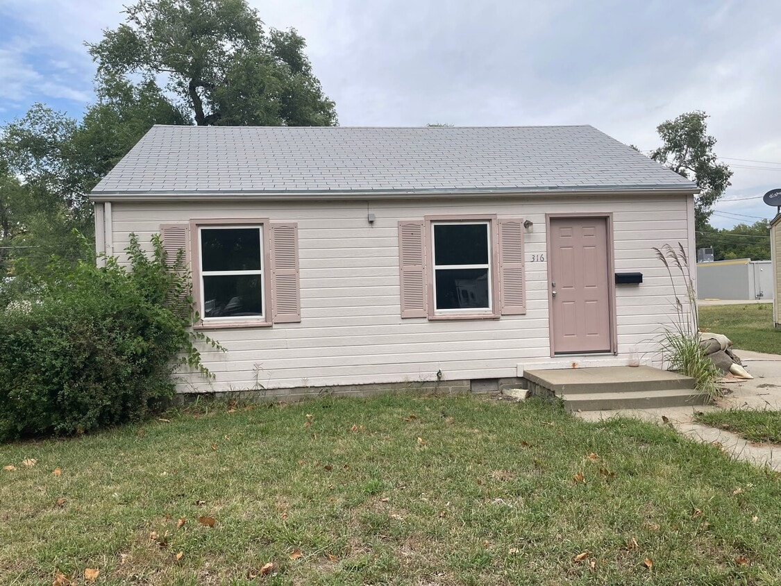 Foto principal - 316 W Home St