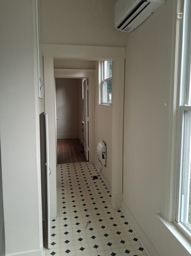 Foto del edificio - 505 E Locust St