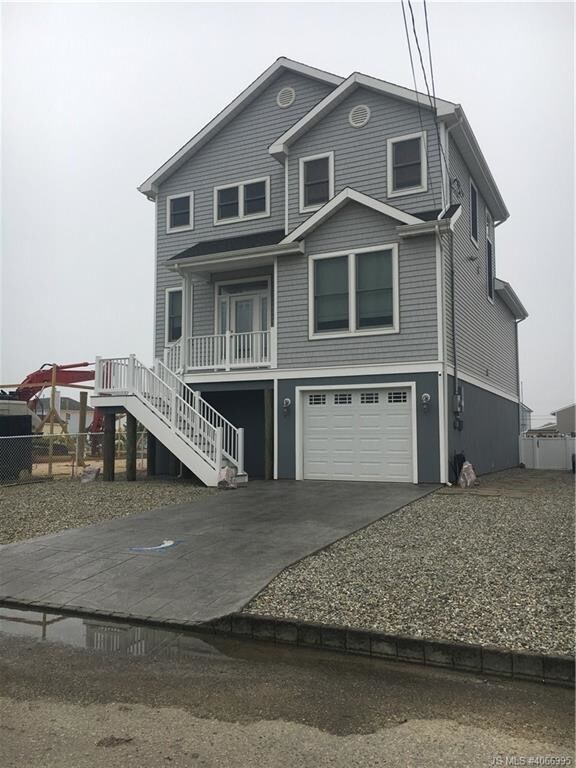 Building Photo - 118 E Susquehanna Dr