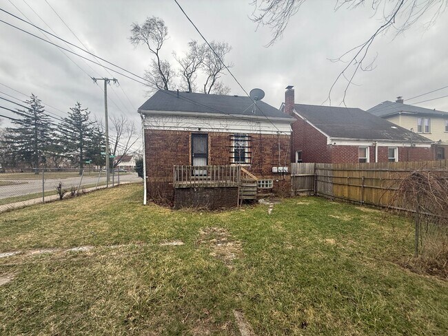 Foto del edificio - 12847 Maiden St