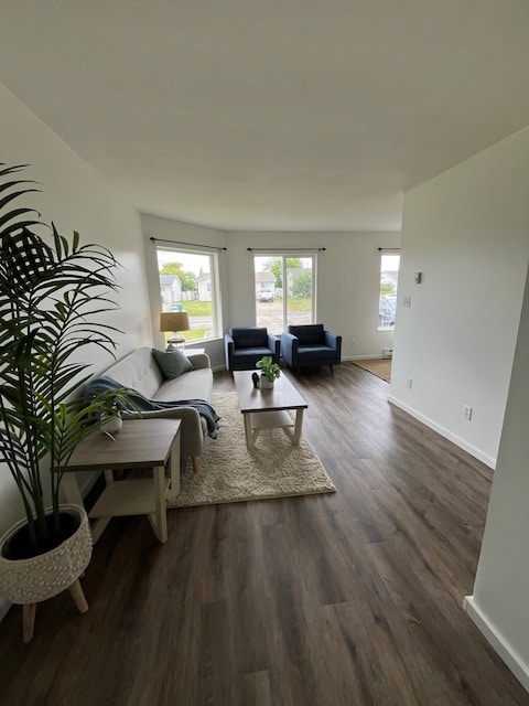 Building Photo - 8915-881A 81a St