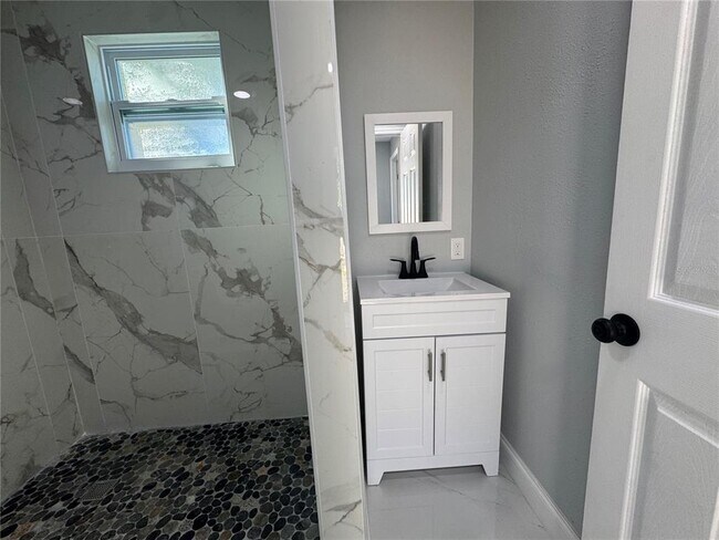 Foto del edificio - 5504 60th Way N