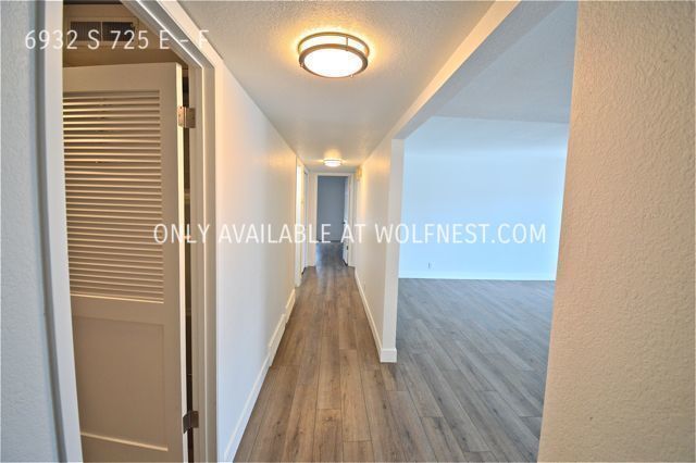 Building Photo - Beautiful 2 Bedroom Midvale Condo! No Depo...