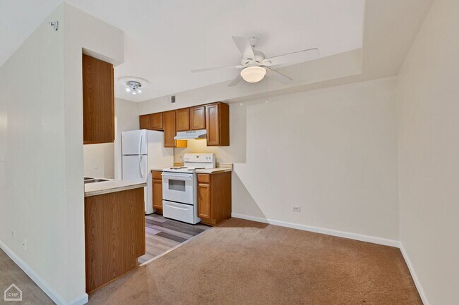 Building Photo - 2636 Pirates Cove