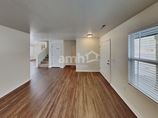 Building Photo - 1934 S 725 E