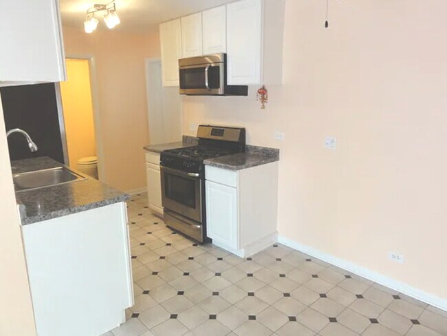 Foto del edificio - 362 Farmington Ln