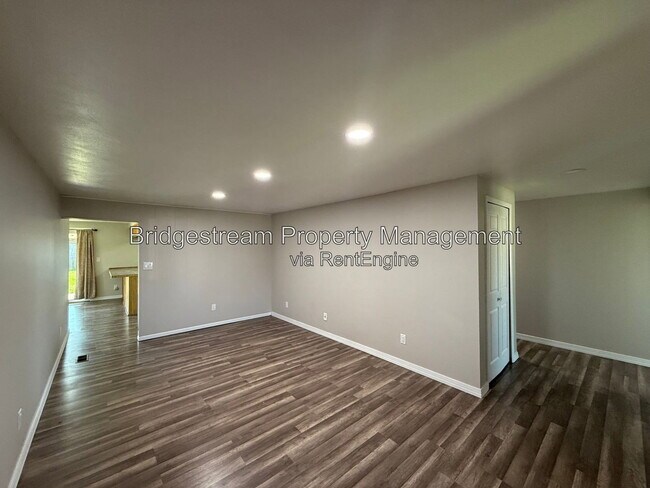 Foto del edificio - 7218 Old Troy Pike