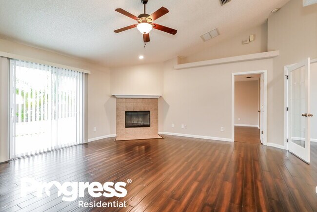 Building Photo - 3704 Arava Dr